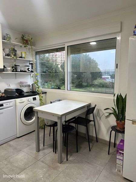 Apartamento T2+1 Odivelas Metro Remodelado - Grande imagem: 2/12