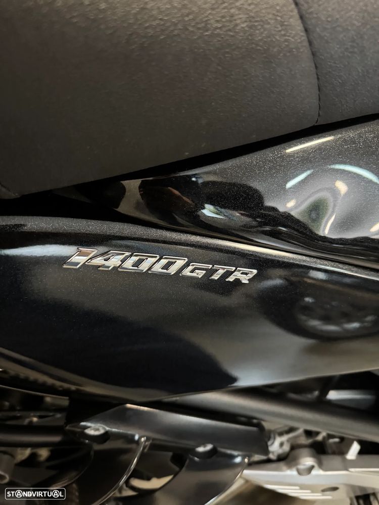 Kawasaki GTR GTR 1400 - 4