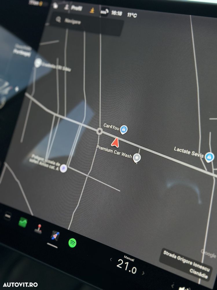 Tesla Model 3 Langstreckenbatterie Allradantrieb Dual Motor - 11