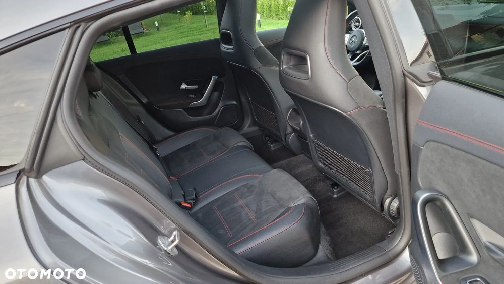 Mercedes-Benz CLA 200 d 8G-DCT AMG Line - 20