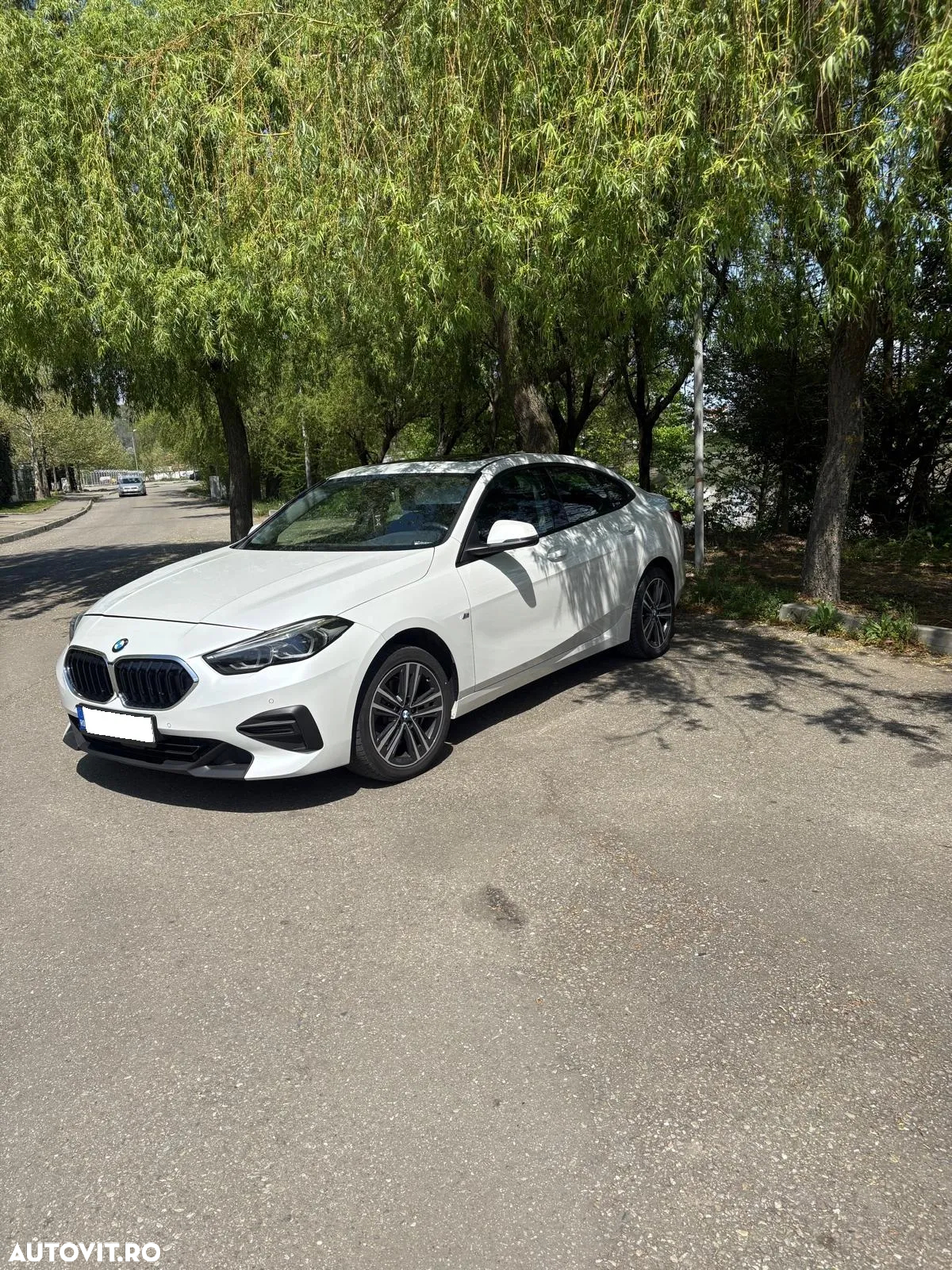 BMW Seria 2 218i - 15