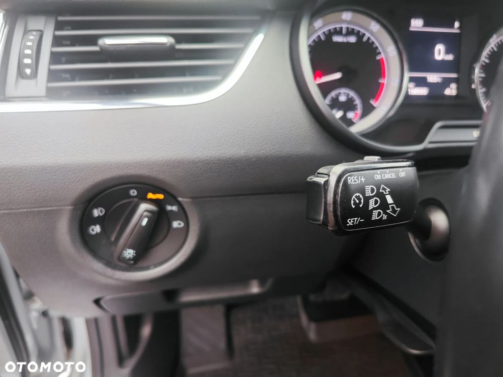 Skoda Octavia 2.0 TSI 4x4 Style DSG - 28