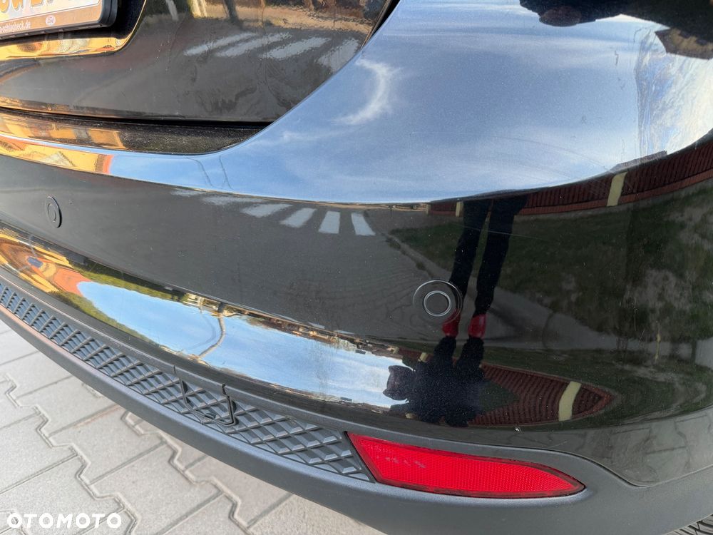 Ford Focus 1.6 TDCi DPF Champions Edition - 14