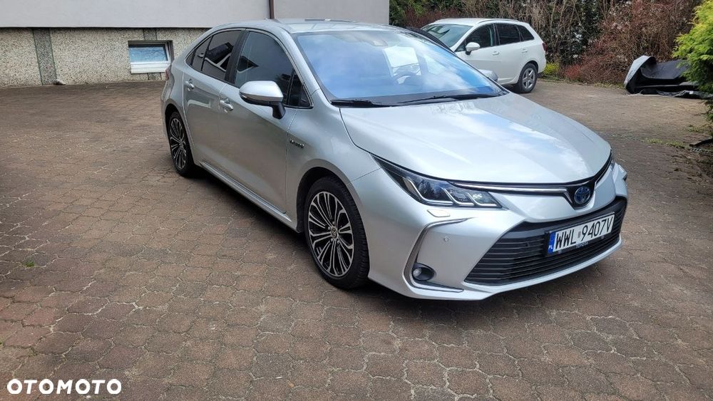 Toyota Corolla - 1