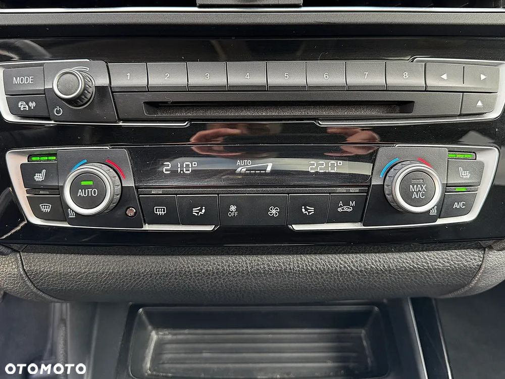 BMW Seria 1 120d xDrive Sport Line sport - 16