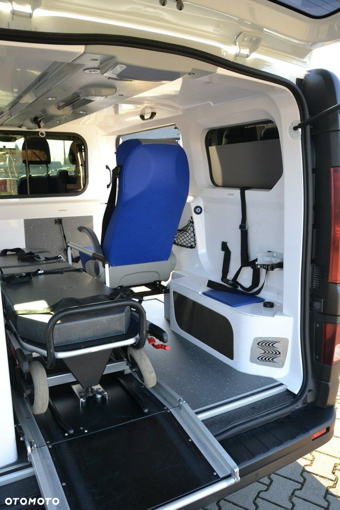 Renault Trafic - 17