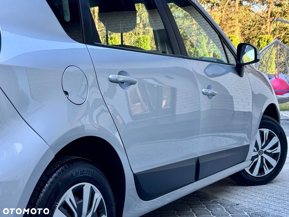 Renault Scenic 1.6 16V Authentique - 21