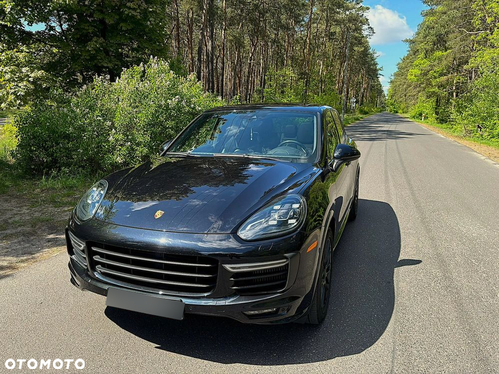 Porsche Cayenne GTS - 2