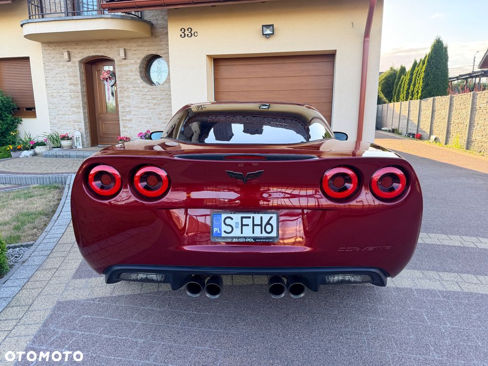 Chevrolet Corvette - 2