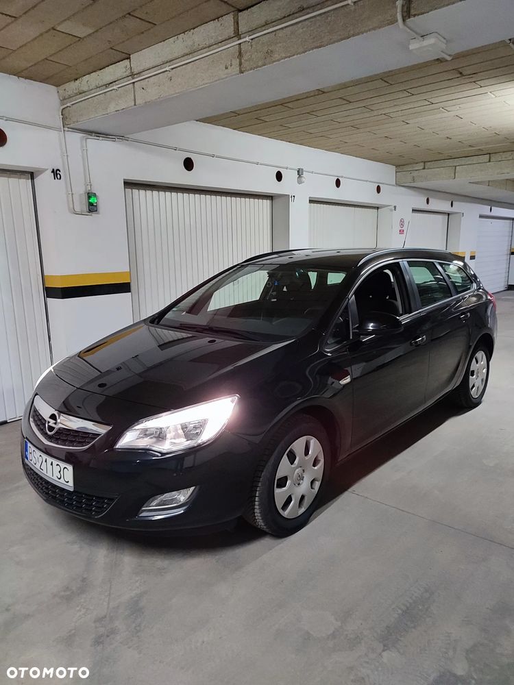 Opel Astra 1.4 T Essentia - 1