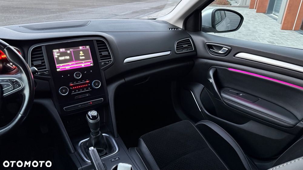 Renault Megane 1.6 dCi Intens - 12