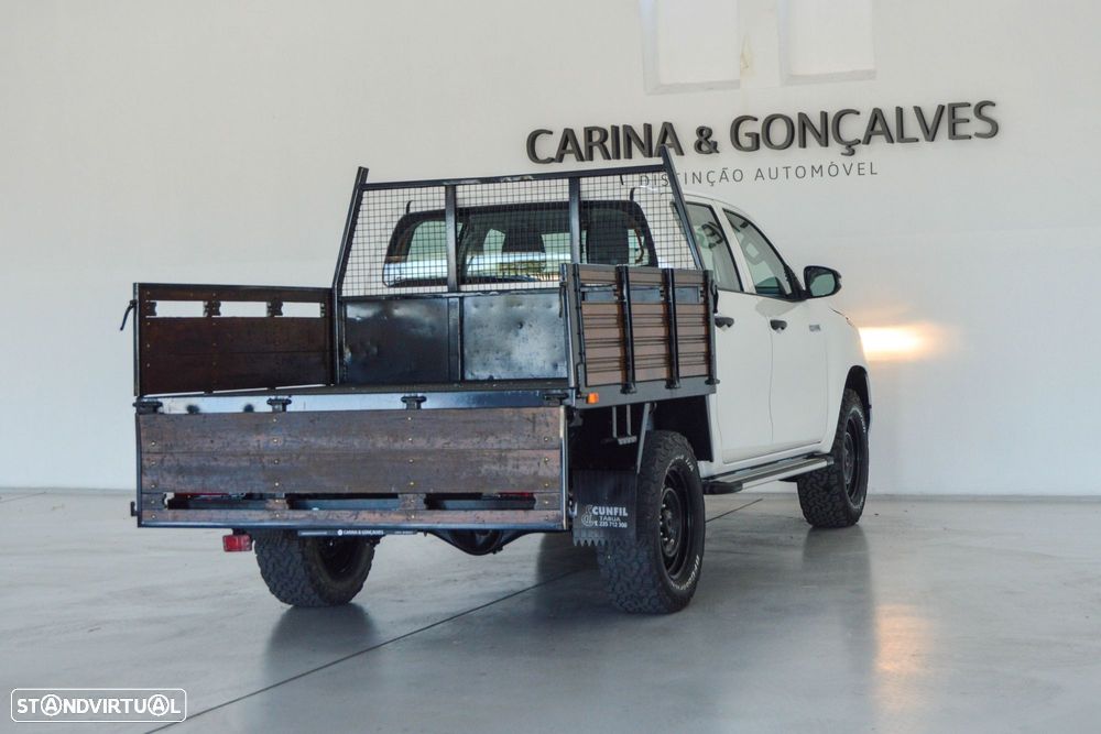 Toyota Hilux 2.4 D-4D 4WD CD CM - 52