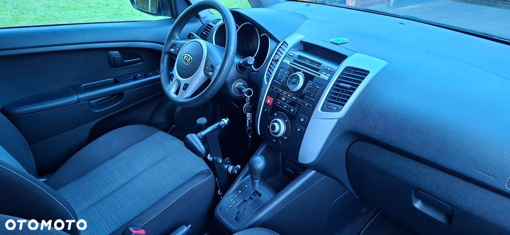 Kia Venga 1.6 M - 8