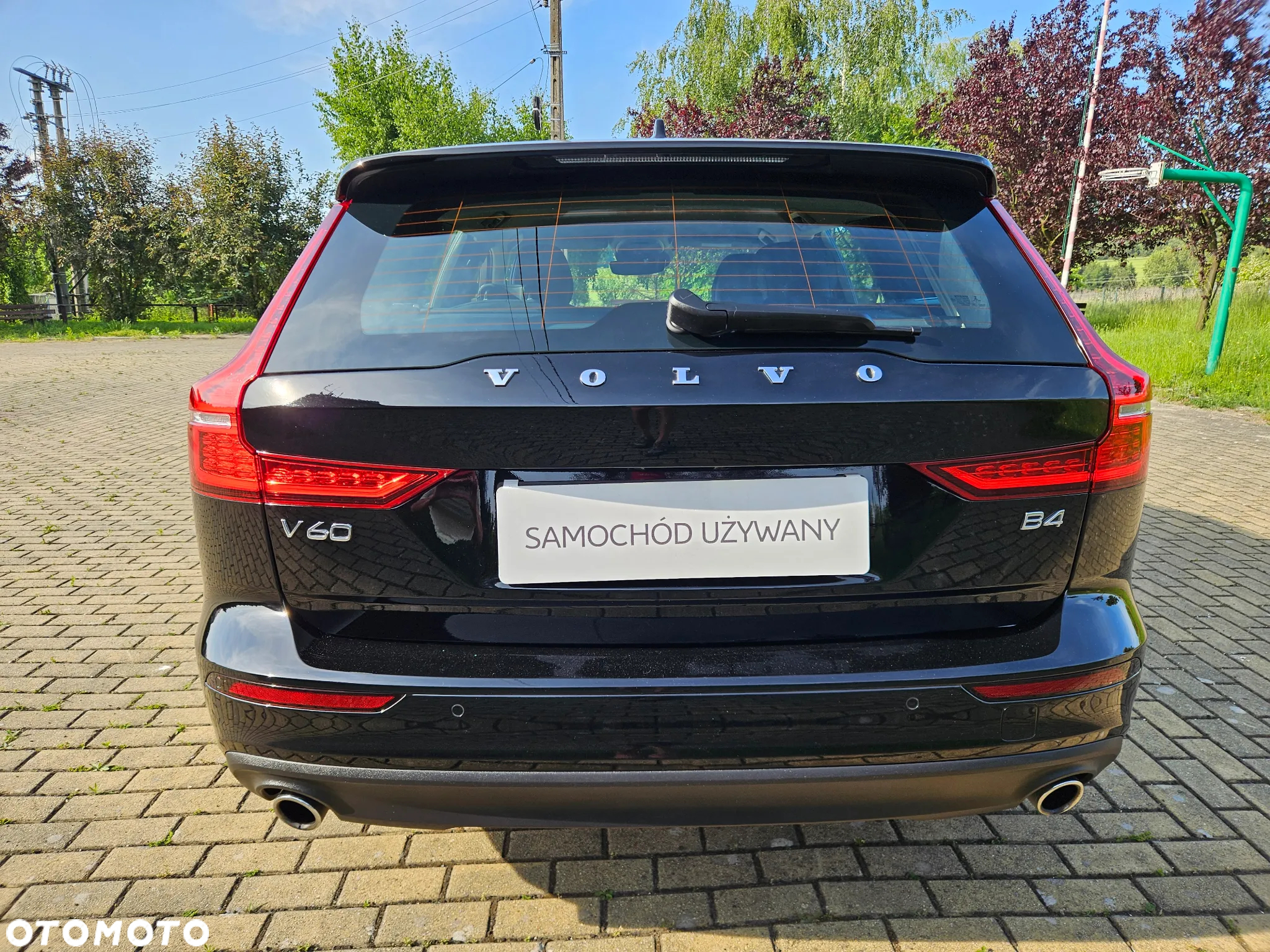 Volvo V60 D4 Momentum Pro - 9