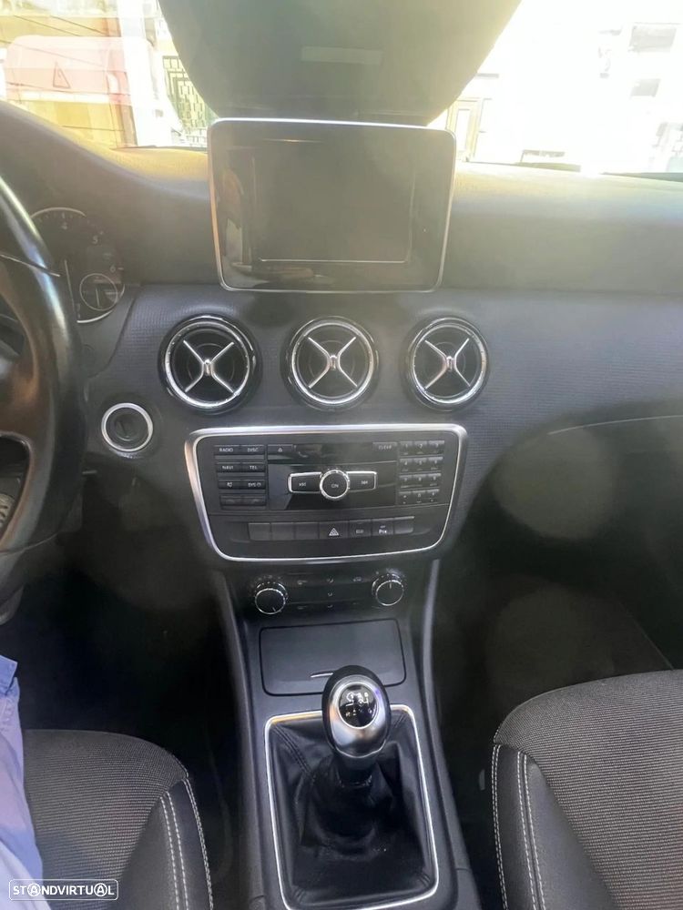 Mercedes-Benz A 180 d Urban - 15