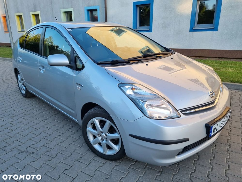 Toyota Prius 1.5 VVT-i Sol - 26