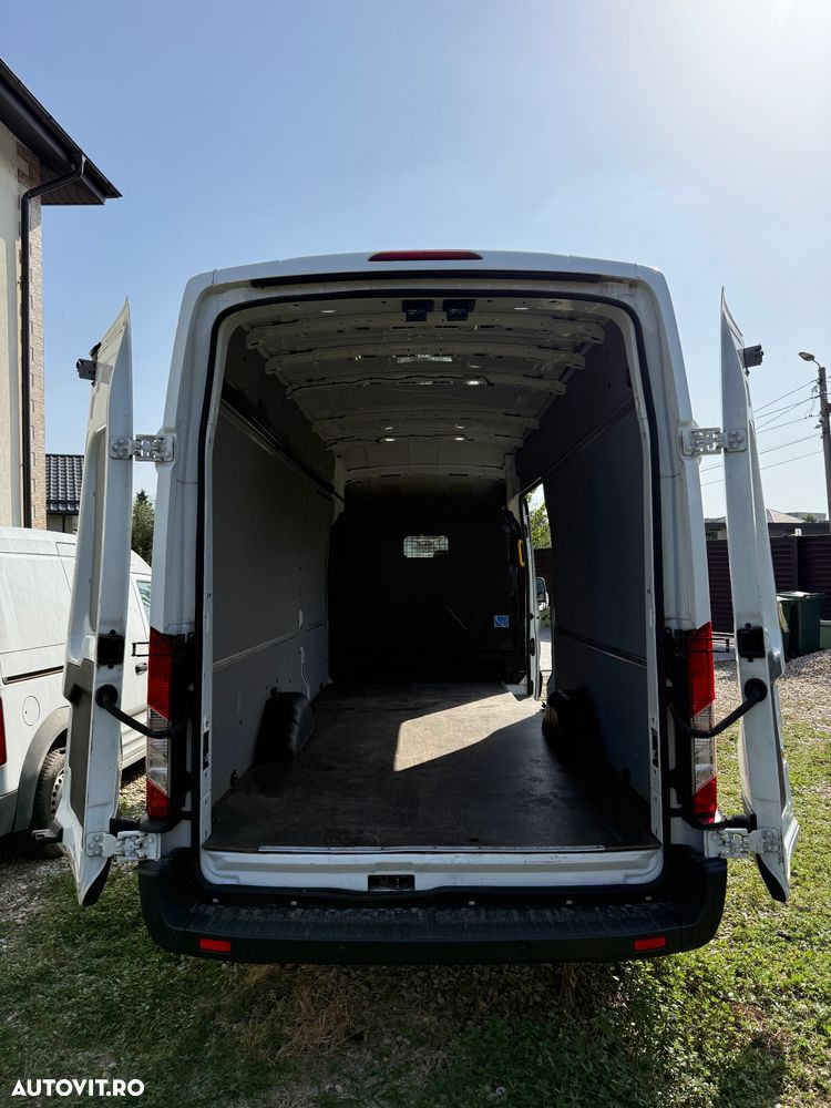 Ford Transit - 18