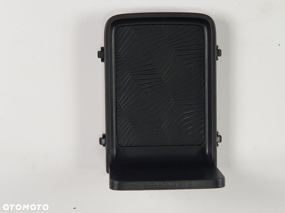 Podstawka HONDA CR V od 2019 roku - 1