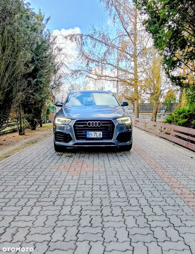 Audi Q3 2.0 TFSI Quattro S tronic design - 2