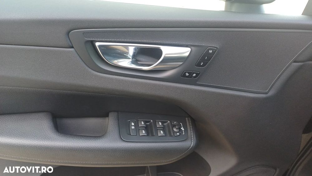 Volvo XC 60 B4 D AWD Geartronic Inscription - 22