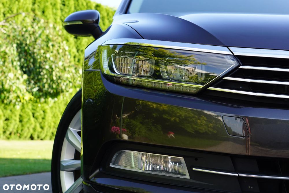 Volkswagen Passat - 21
