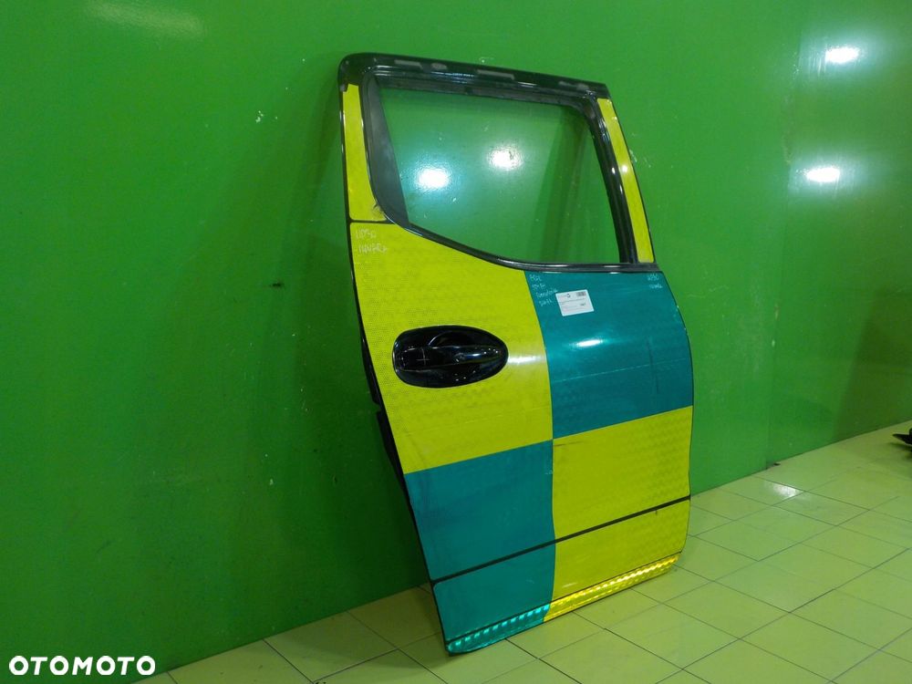 NISSAN NAVARA IV NP300 2.3 DCI 16r SUV drzwi prawe tyl - 3