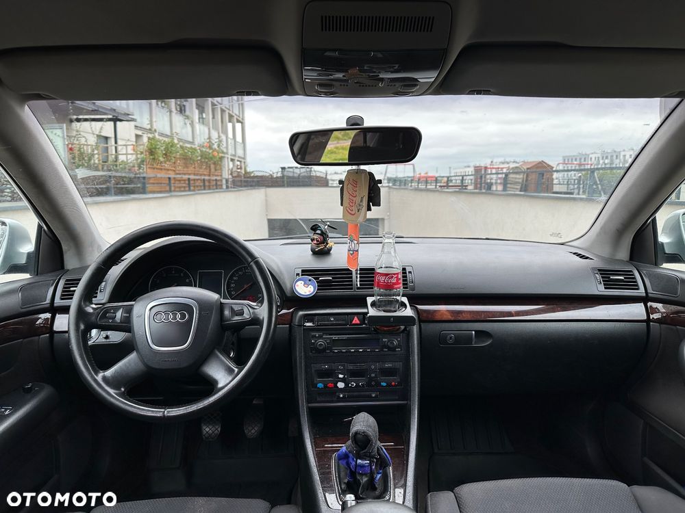 Audi A4 ver-1-8t - 12