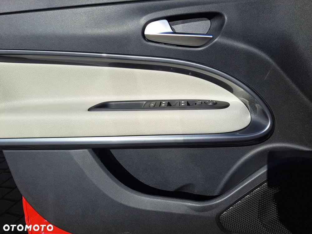 Fiat 600 1.2 Turbo Hybrid La Prima eDCT - 5