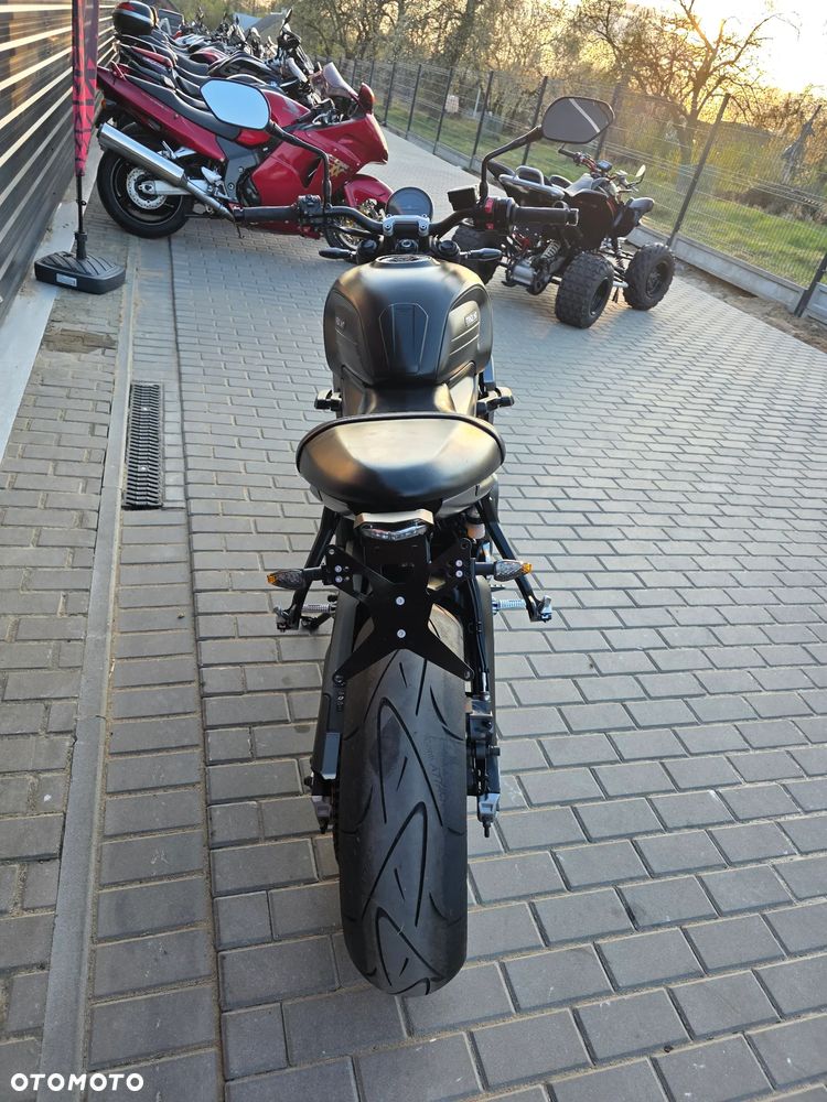 Triumph Trident - 31