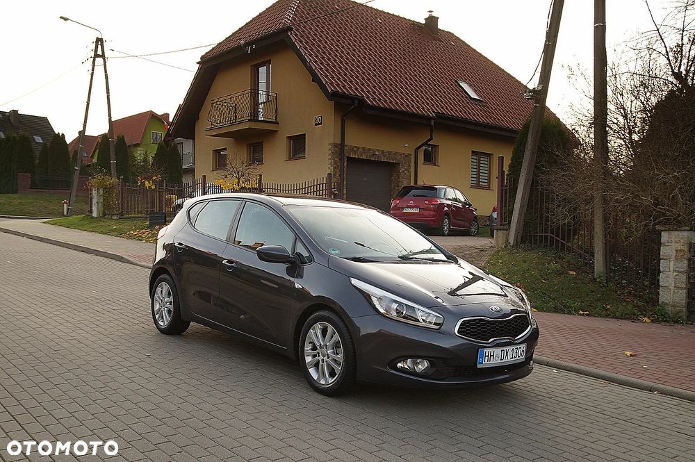 Kia Ceed 1.4 CVVT Attract - 10