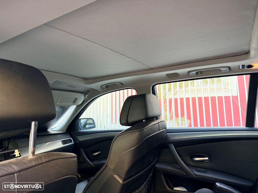 BMW 520 dA Executive - 8