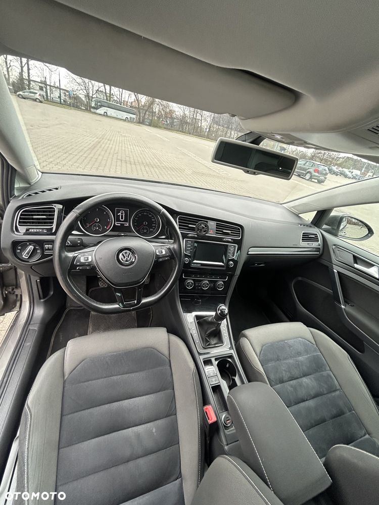 Volkswagen Golf 1.6 TDI BlueMotion Technology Trendline - 30