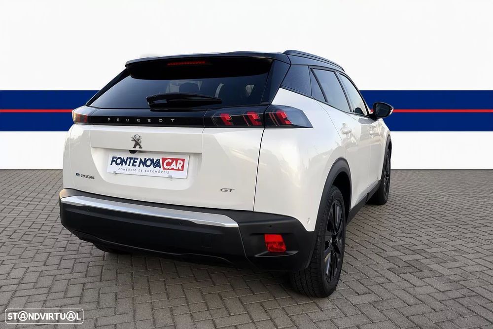 Peugeot e-2008 GT Pack - 8