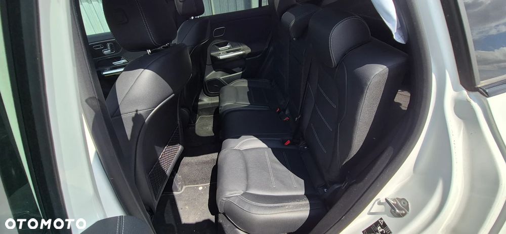 Mercedes-Benz GLA 200 AMG Line - 30