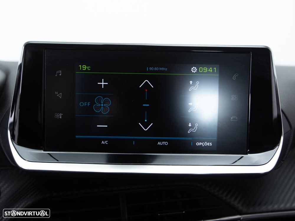 Peugeot e-208 50 kWh Active Pack - 22