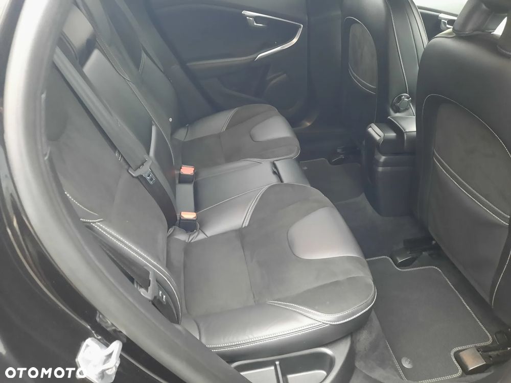 Volvo V40 D2 RDesign - 14