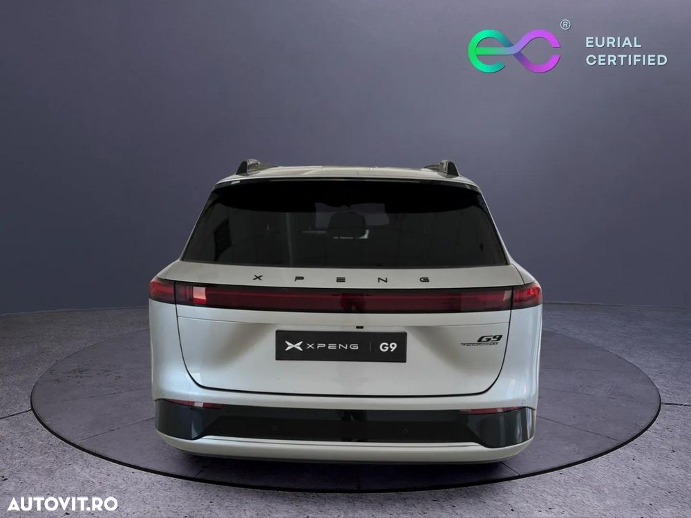 Xpeng G9 93.1 kWh AWD Performance - 5