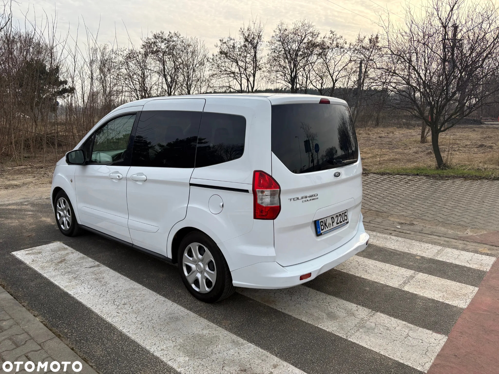 Ford Tourneo Courier 1.5 TDCi S&S Sport - 3