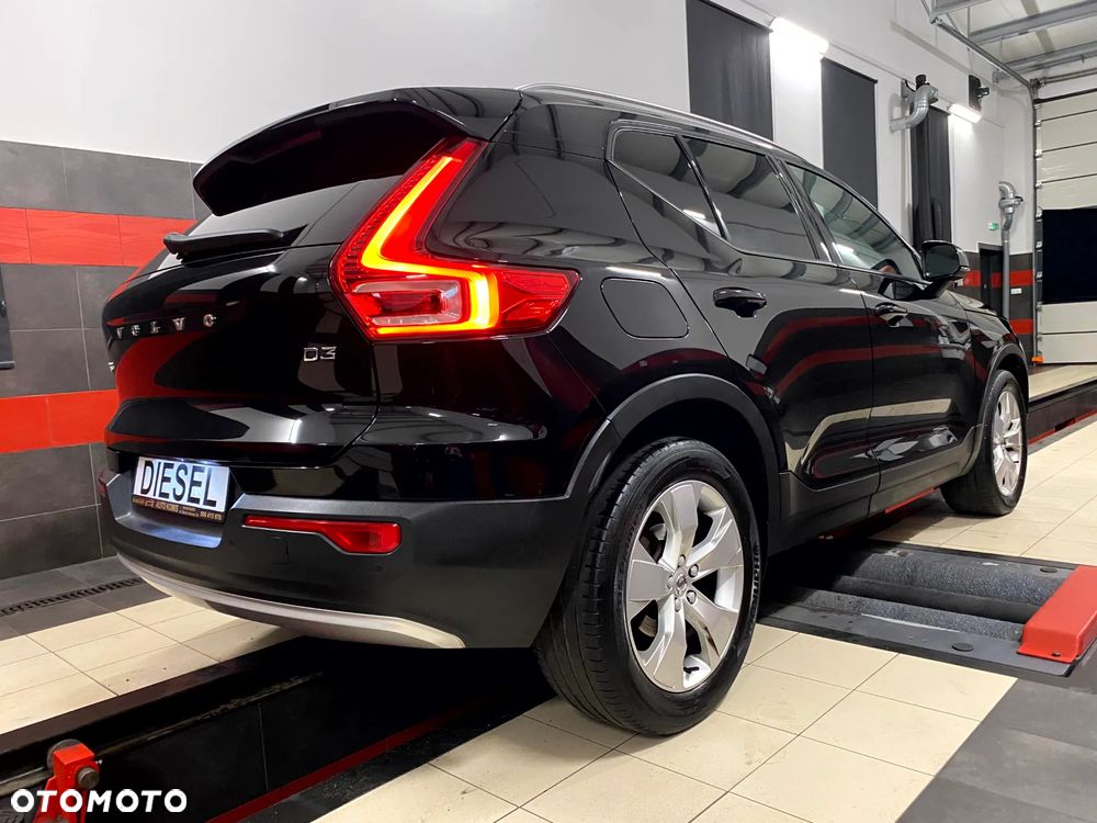 Volvo XC 40 D3 SCR Momentum - 14