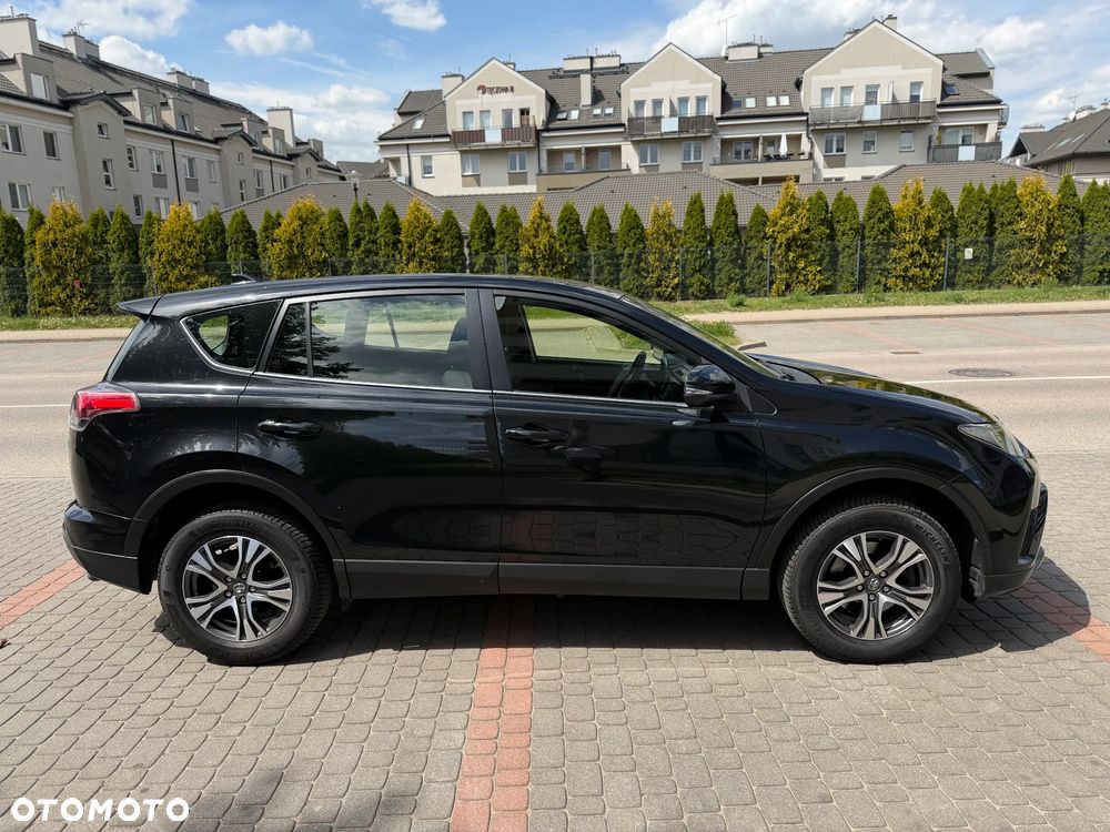 Toyota RAV4 2.0 D-4D Premium 4x2 - 4