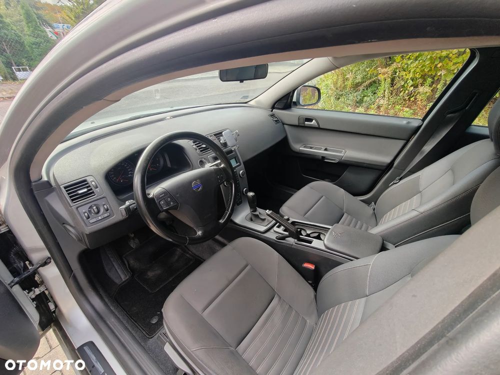 Volvo V50 - 10