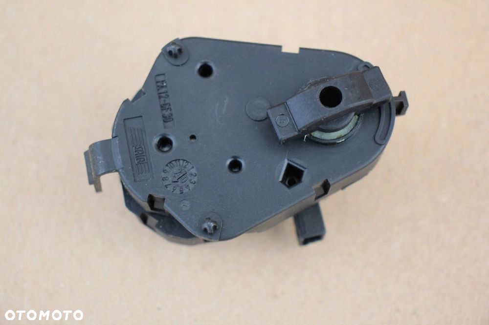 Silniczek nagrzewnicy BMW 5 e60 e61 oryginalny 6942986 - 2