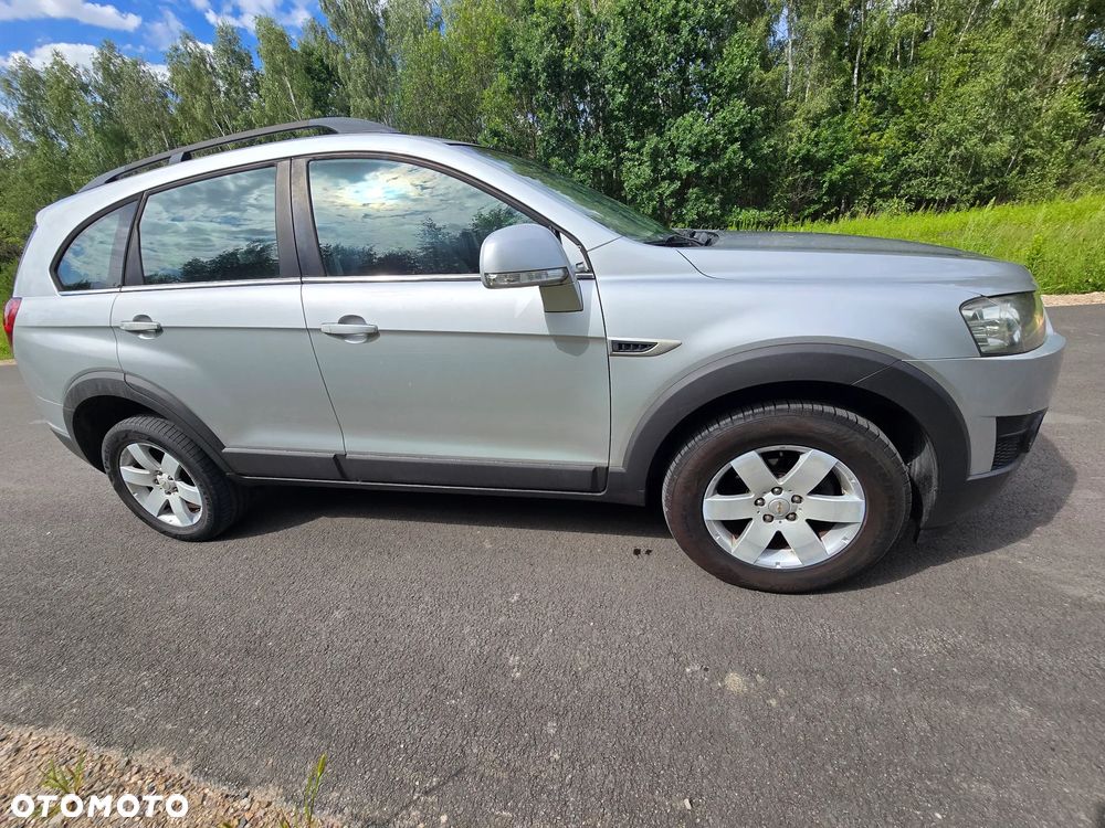 Chevrolet Captiva 2.2 D LT FWD - 24