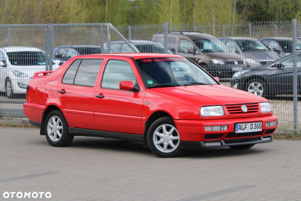 Volkswagen Vento - 5