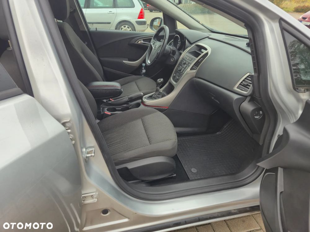 Opel Astra - 18