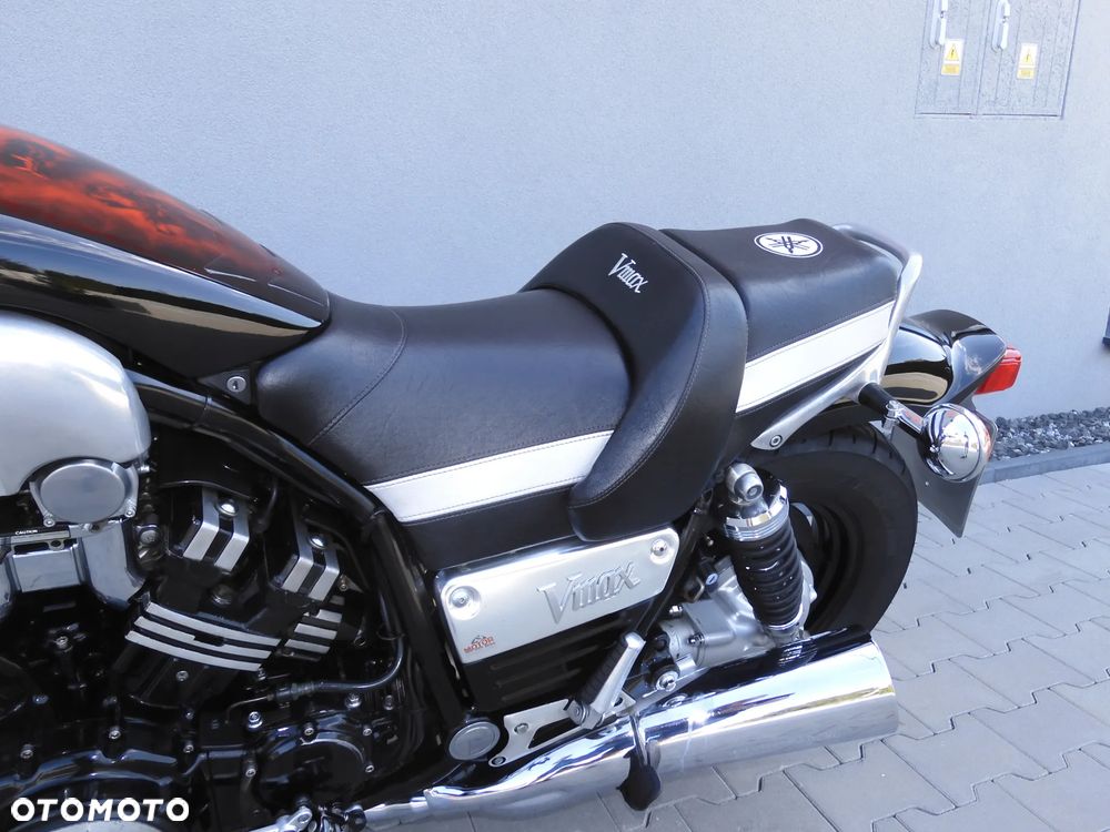 Yamaha V-MAX - 30