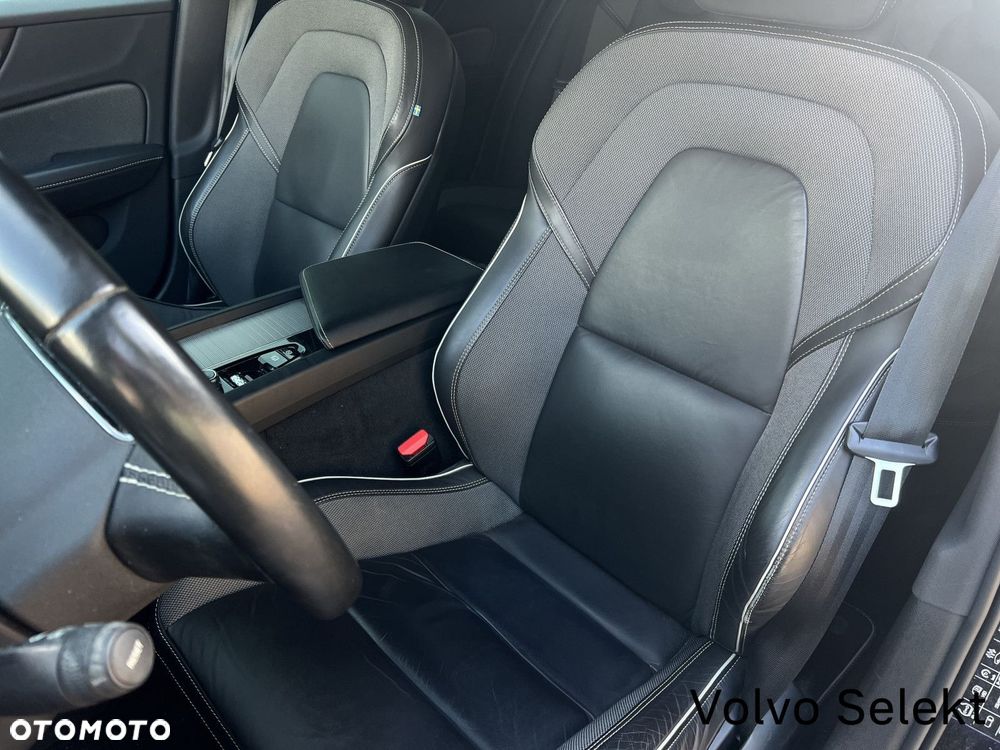 Volvo V60 B5 B AWD R-Design - 13