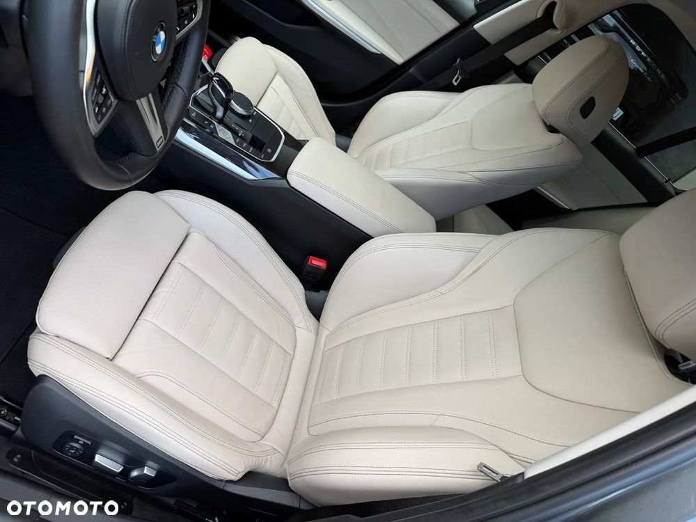 BMW Seria 3 330e Luxury Line sport - 20