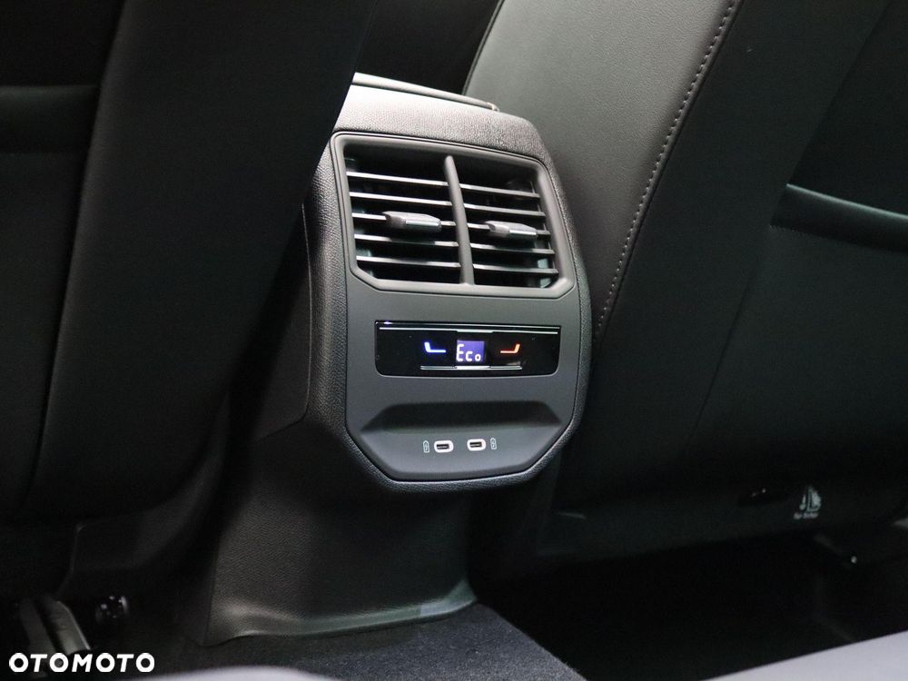 Cupra Formentor 1.5 e-Hybrid DSG VZ - 37