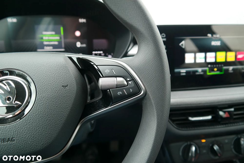 Skoda Fabia 1.0 Selection - 16